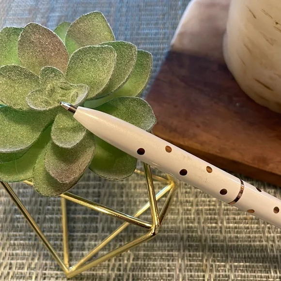 #60 NWT White and Rose Gold Polka Dot Pen with Diamond Jewel Top - Picture 14 of 16